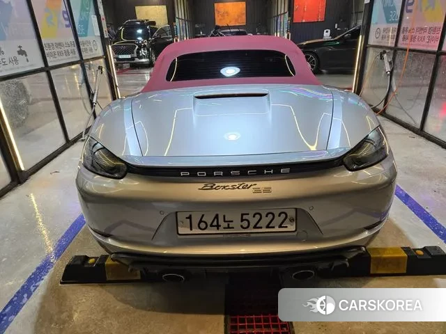 Porsche 718 Boxster 2022 Серебряный из Кореи, фото 5