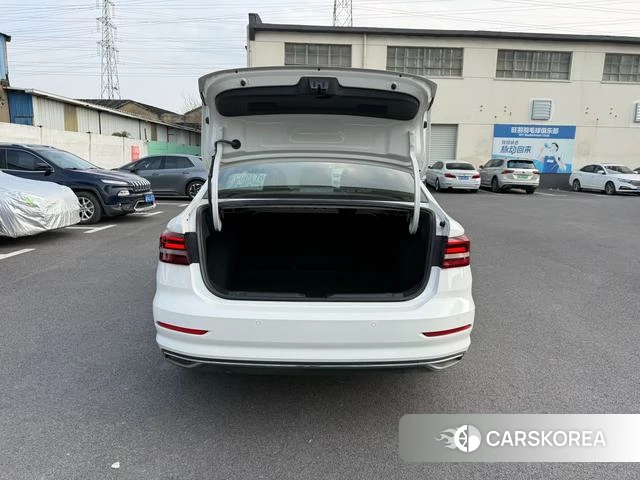 Volkswagen Lavida id 4301203 из Китая 14