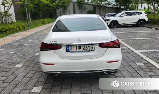 Mercedes-Benz E-Class W213 2023 Белый из Кореи, фото 4