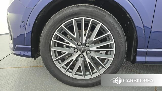 Audi Q3 (F3) id 4763471 из Кореи 26