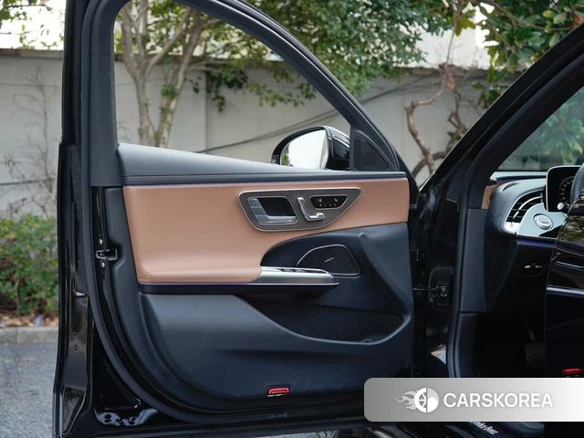 Mercedes-Benz E-class PHEV id 4271584 из Китая 13
