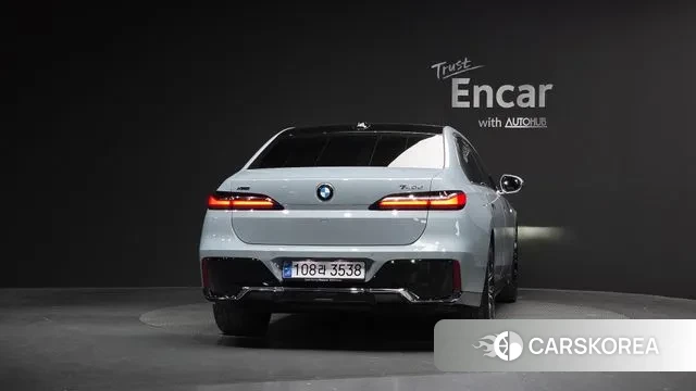 BMW 7 Series (G70) id 3560131 из Кореи 14