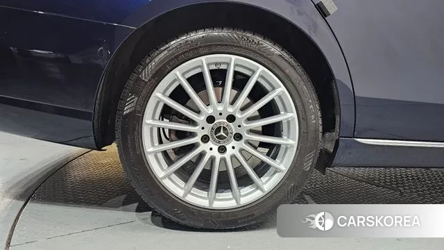 Mercedes-Benz E-Class W213 id 3498596 из Кореи 14