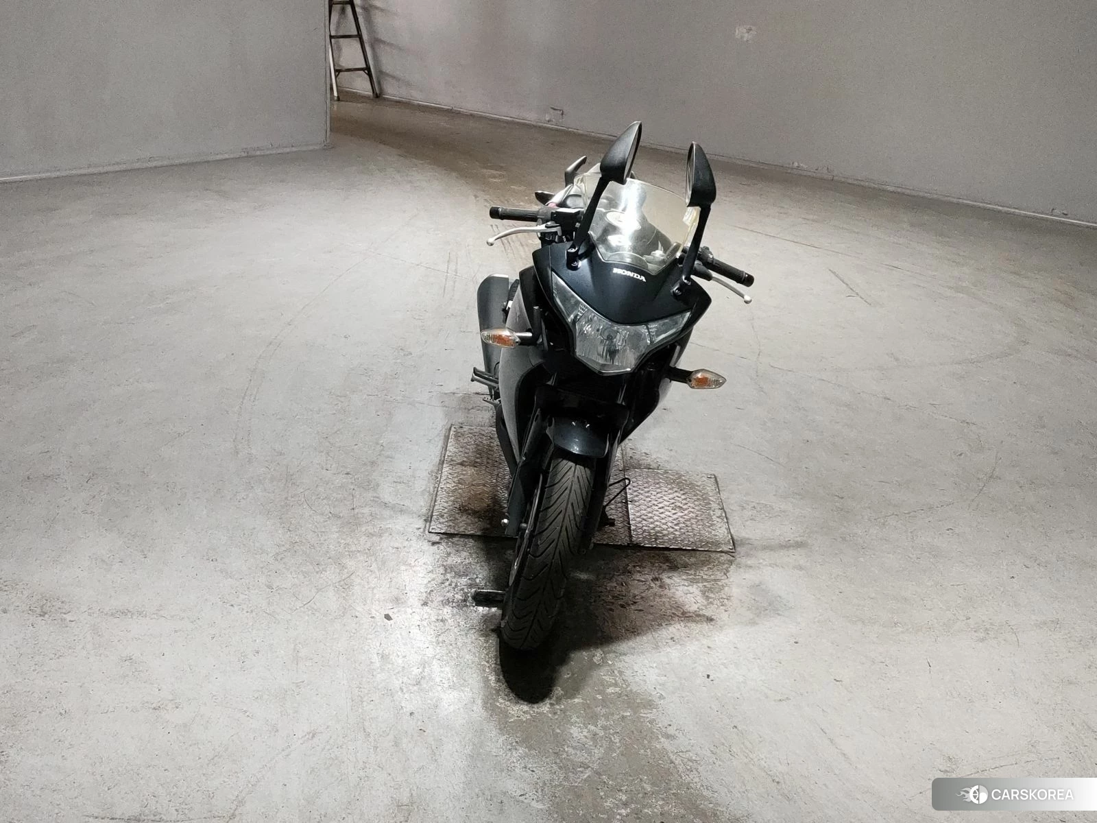 Проданный Honda CBR250R 2013 из Японии