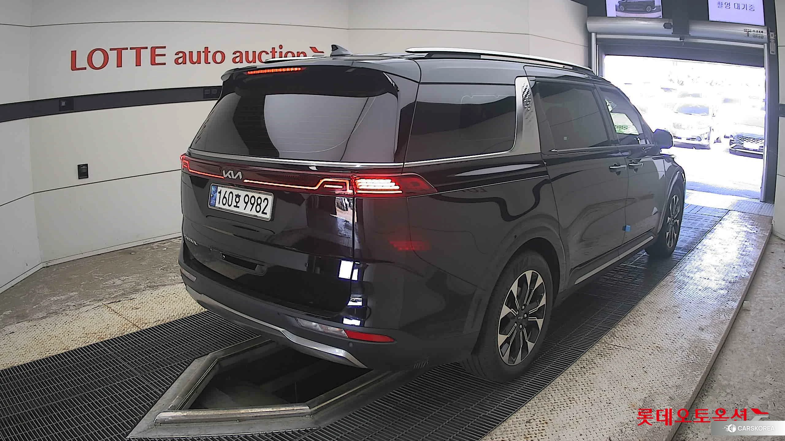 Kia Carnival id 4679400 из Кореи 32