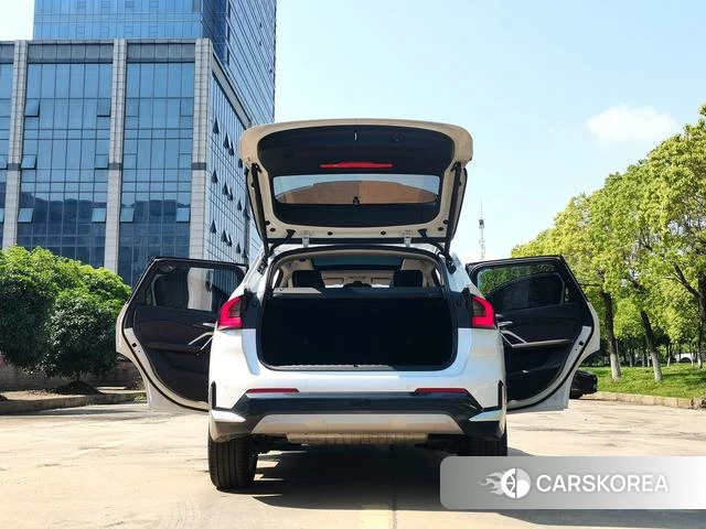 BMW X1 id 4275754 из Китая 19