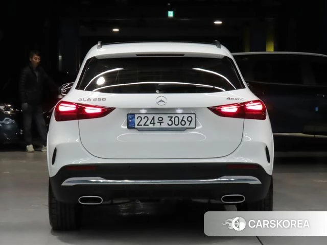 Mercedes-Benz GLA - Class H247 id 3934085 из Кореи 14