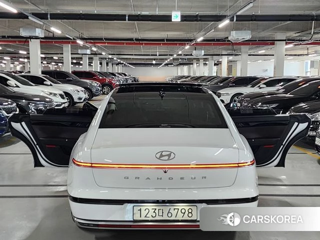 Hyundai Grandeur (GN7) id 3914871 из Кореи 14