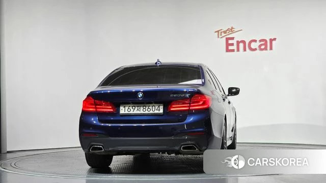 BMW 5 Series (G30) id 4339176 из Кореи 14
