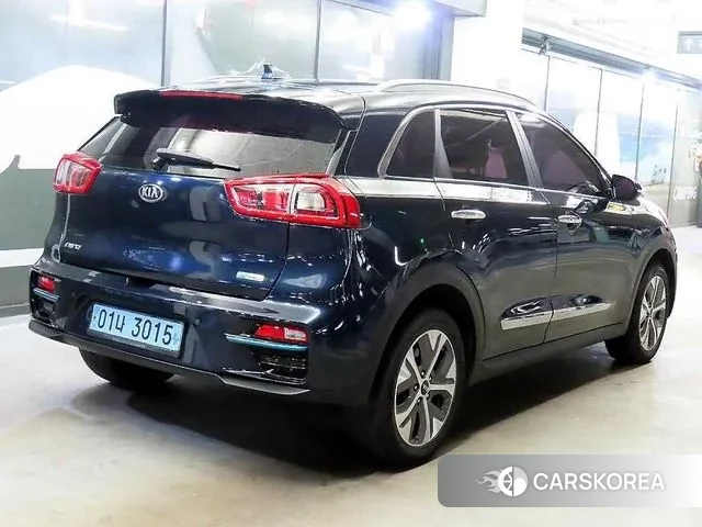 Kia Niro EV id 3570792 из Кореи 14