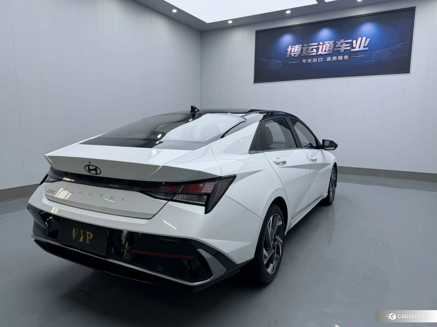 Hyundai Elantra 2023 Белый из Китая, фото 6