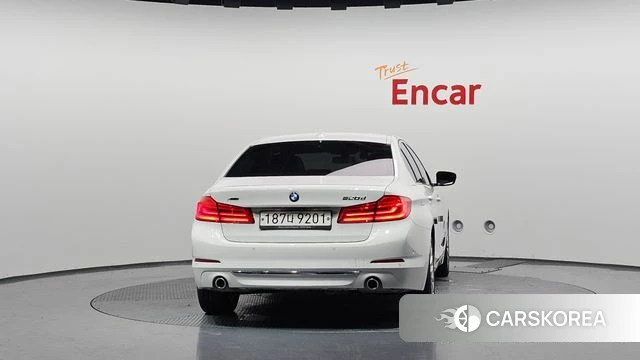 BMW 5 Series (G30) id 4717404 из Кореи 14