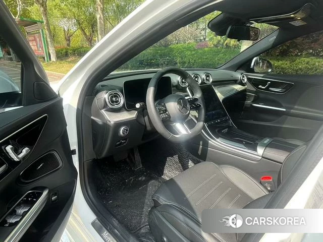 Mercedes-Benz Class C 2024 Белый из Китая, фото 4