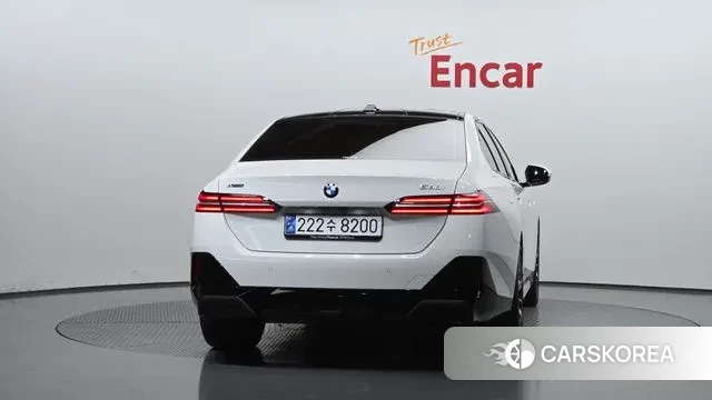 BMW 5 Series (G60) id 3426135 из Кореи 14