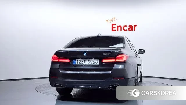 BMW 5 Series (G30) id 3442543 из Кореи 14