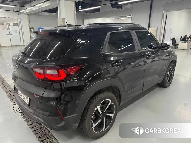 Chevrolet (GM Daewoo) The New Trail Blazer 2024 Черный из Кореи, фото 4