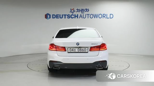 BMW 5 Series (G30) id 4689114 из Кореи 14