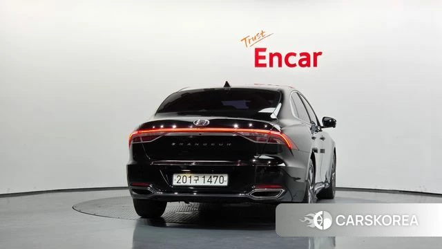 Hyundai The New Grandeur IG id 4780610 из Кореи 26