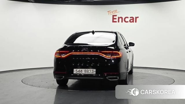 Hyundai Grandeur IG id 4020021 из Кореи 14