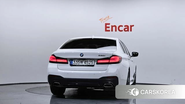 BMW 5 Series (G30) id 3885201 из Кореи 14