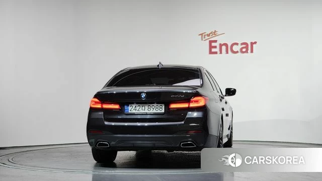 BMW 5 Series (G30) id 3819530 из Кореи 14