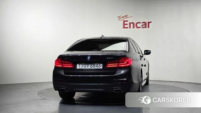 BMW 5 Series (G30) id 4356509 из Кореи 31