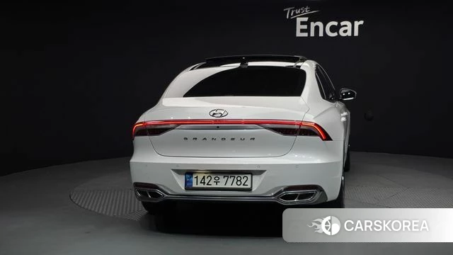 Hyundai The New Grandeur IG id 4231622 из Кореи 27