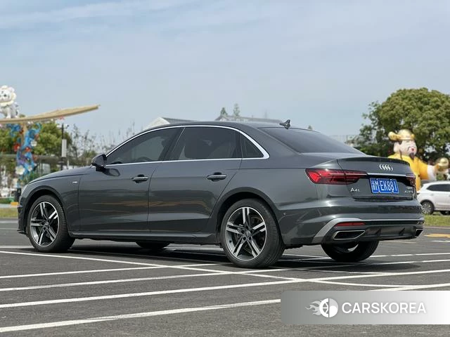Audi A4L id 4272636 из Китая 11
