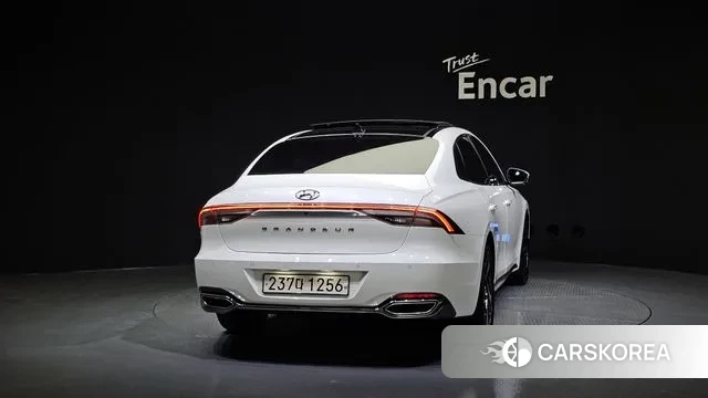 Hyundai The New Grandeur IG Hybrid id 3311885 из Кореи 14