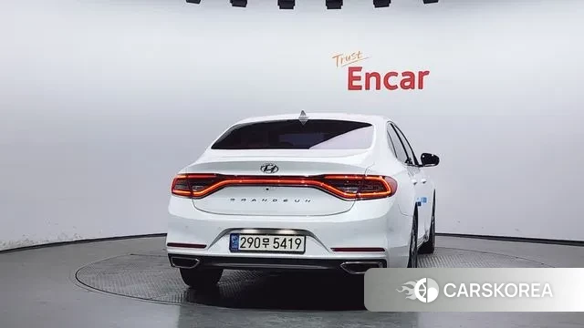 Hyundai Grandeur IG id 3171646 из Кореи 14