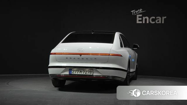 Hyundai Grandeur (GN7) id 3811878 из Кореи 14