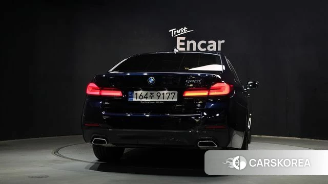 BMW 5 Series (G30) id 3915422 из Кореи 14