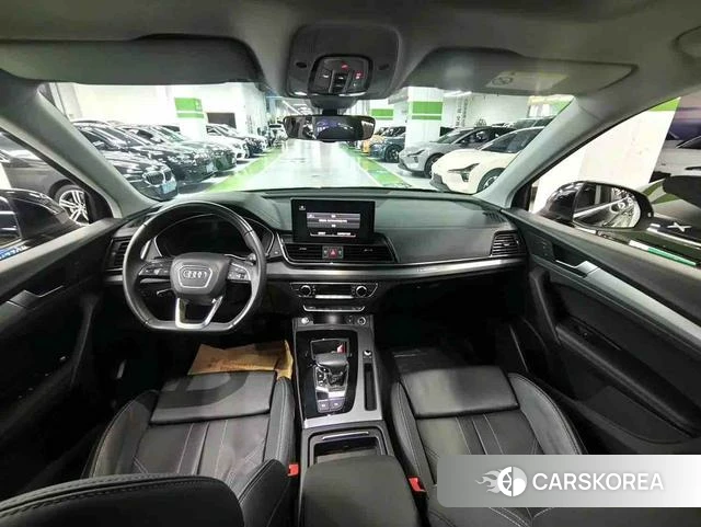 Audi Q5L 2022 Черный из Китая, фото 4