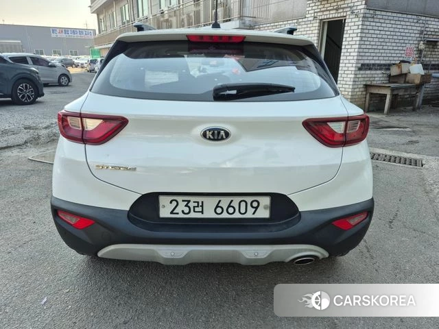 Kia Stonic id 3845741 из Кореи 14