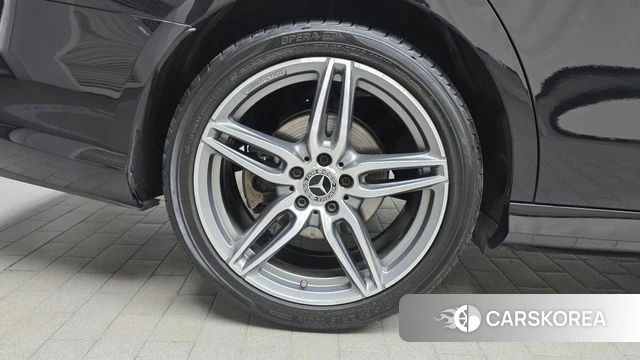 Mercedes-Benz E-Class W213 id 4615198 из Кореи 25