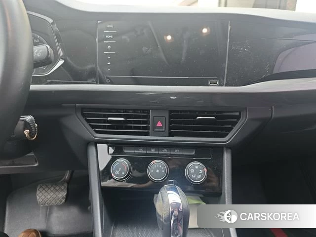 Volkswagen Bora id 4307344 из Китая 10