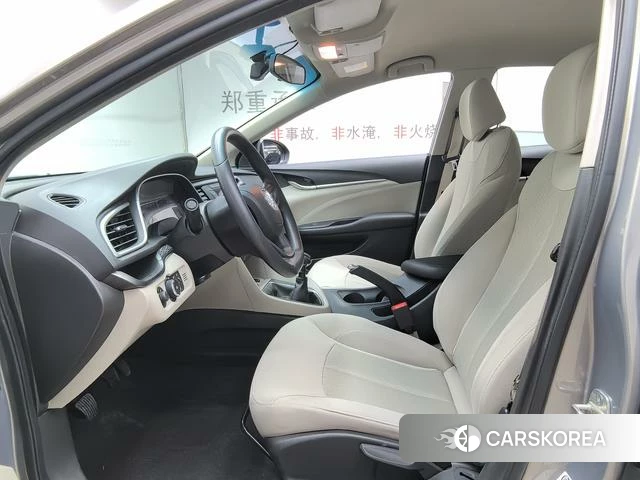 Buick Yinglang 2018 Шампань из Китая, фото 6