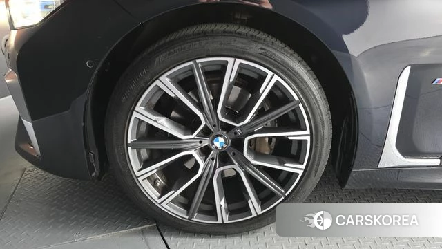 BMW 7 Series (G11) id 4283288 из Кореи 31