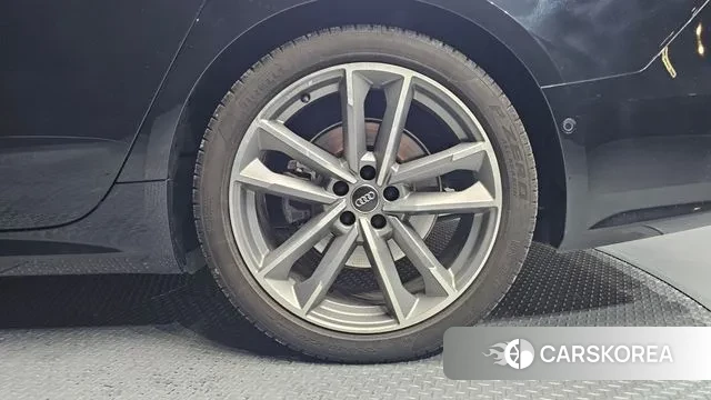 Audi A7 (4K) id 3686629 из Кореи 14