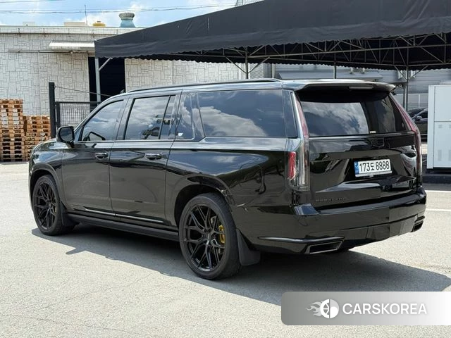 Cadillac Escalade 5th Generation 2023 Черный из Кореи, фото 4