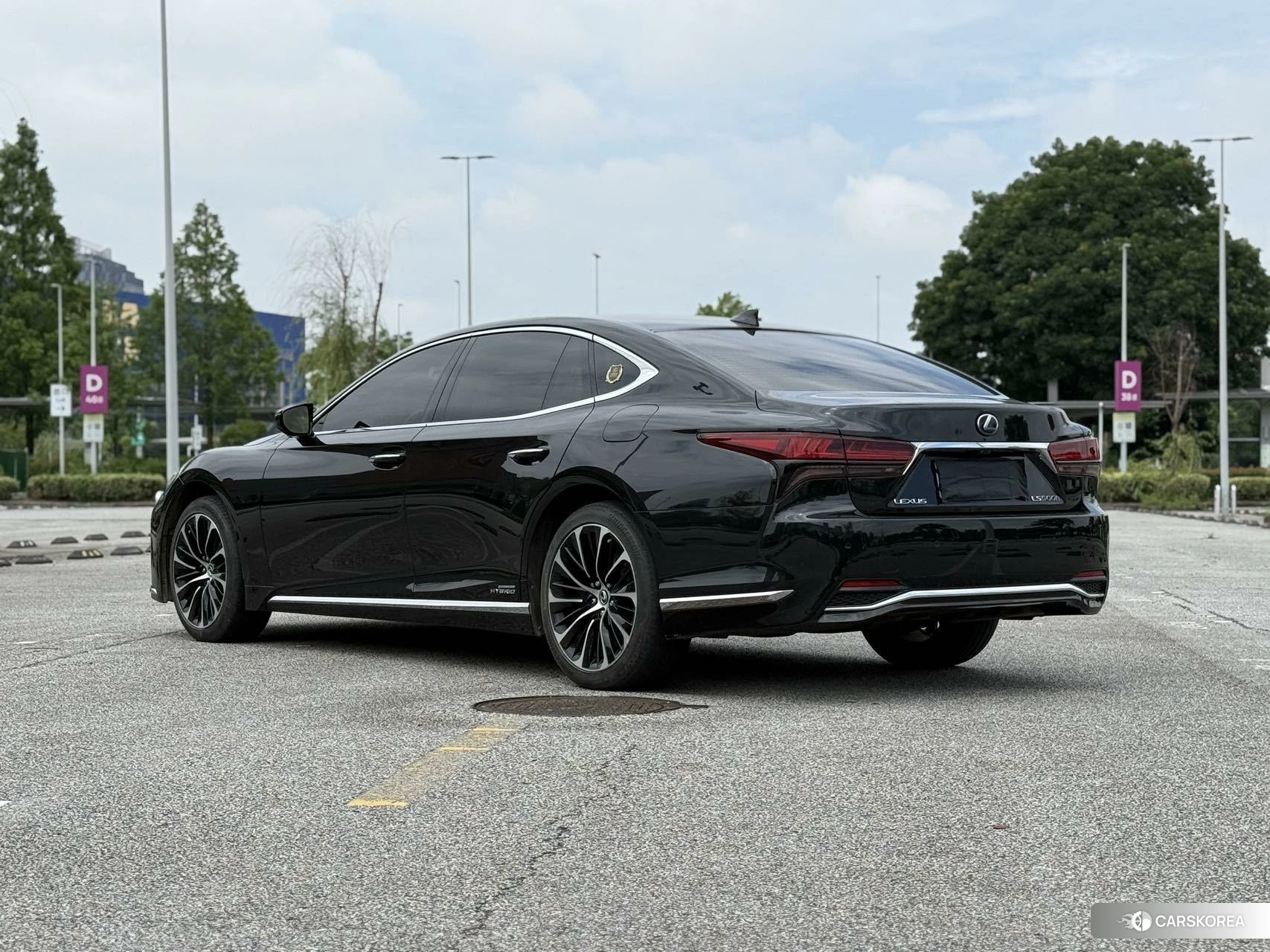 Lexus LS id 4504907 из Китая 9