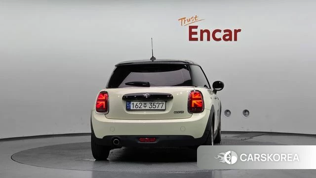 Mini Cooper id 4764699 из Кореи 24