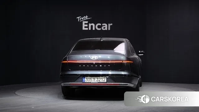 Hyundai Grandeur (GN7) id 3629258 из Кореи 14