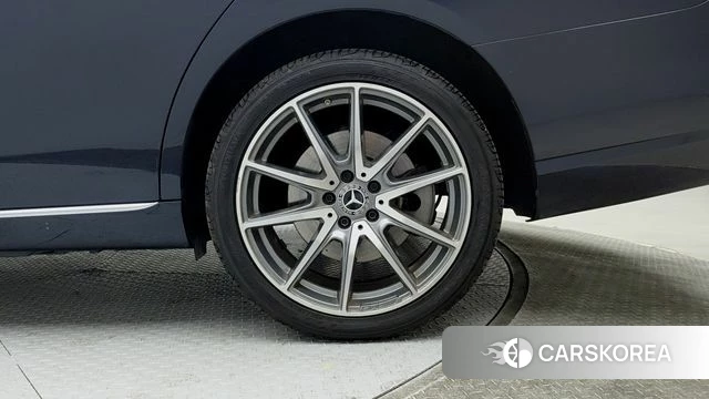 Mercedes-Benz E-Class W213 id 4335437 из Кореи 14