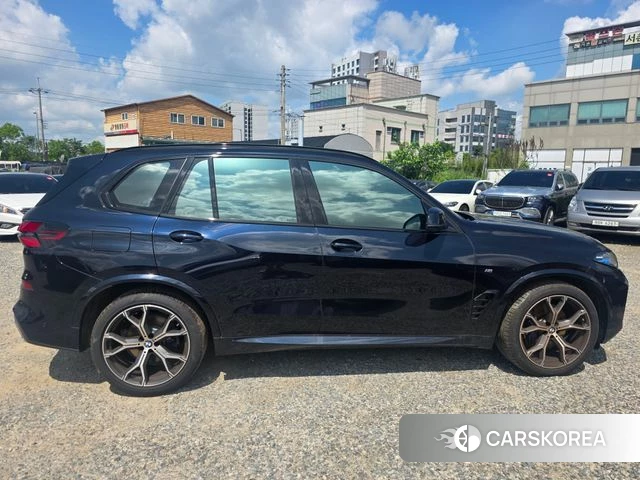 BMW X5 (G05) 2025 Черный из Кореи, фото 4