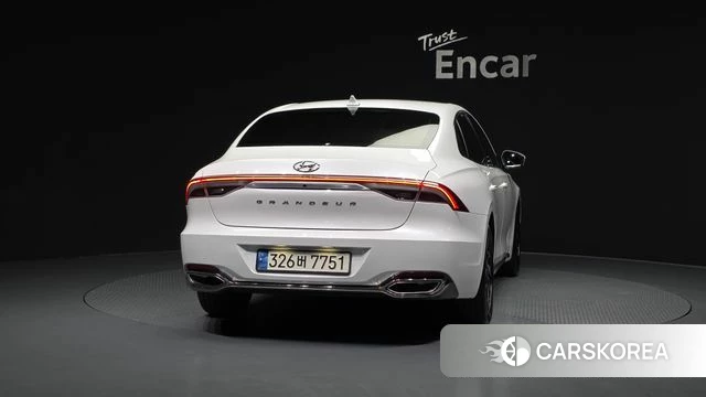 Hyundai The New Grandeur IG Hybrid id 4324156 из Кореи 14