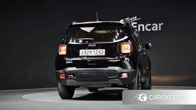 Jeep Renegade id 3761044 из Кореи 14