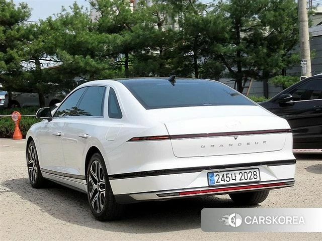 Hyundai Grandeur (GN7) id 4201366 из Кореи 14