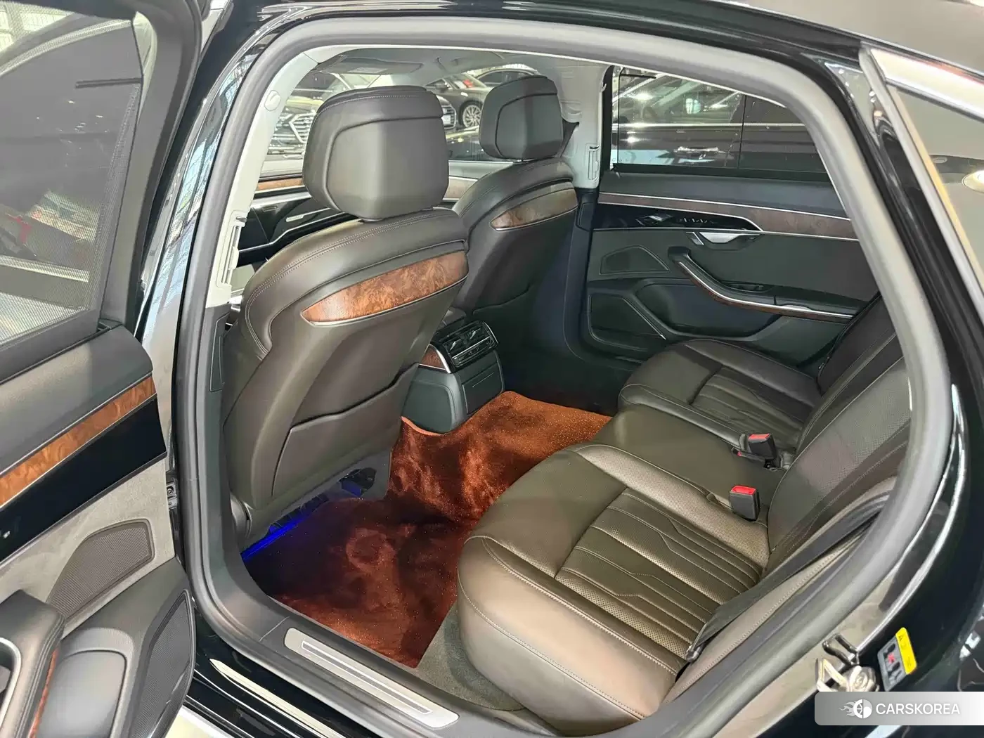 Audi A8 2019 Черный из Китая, фото 4