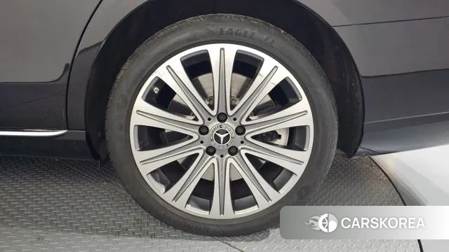 Mercedes-Benz E-Class W213 id 3665185 из Кореи 14